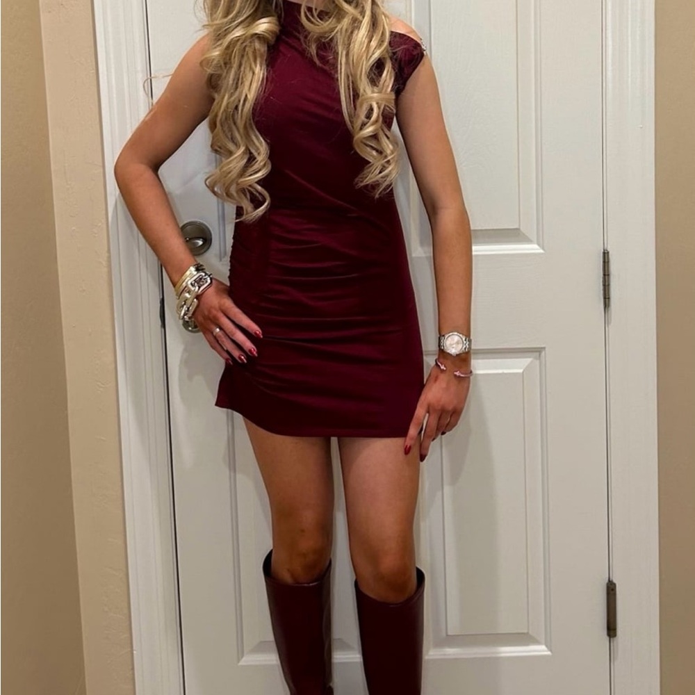 Miaou XS Elegant Burgundy Women's Dress